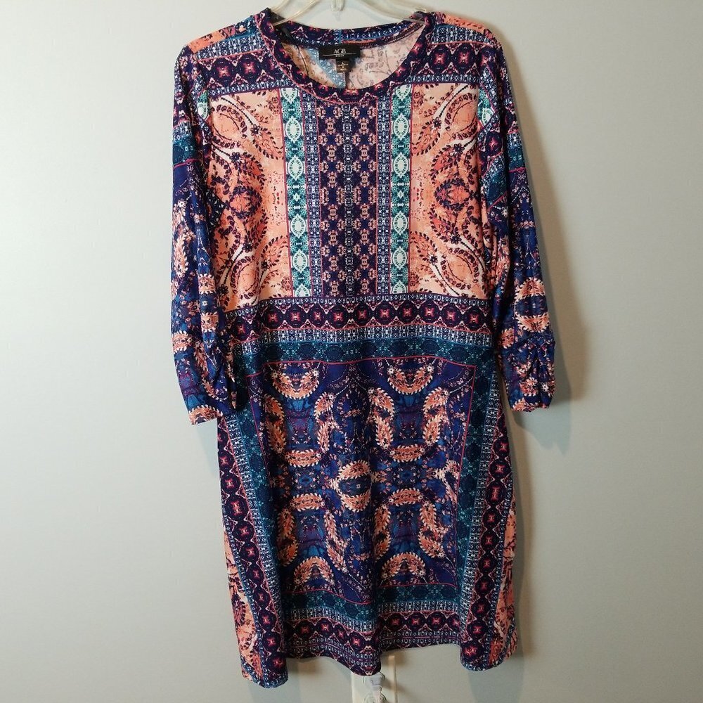 AGB Large Shift dress 3/4 ruched sleeves